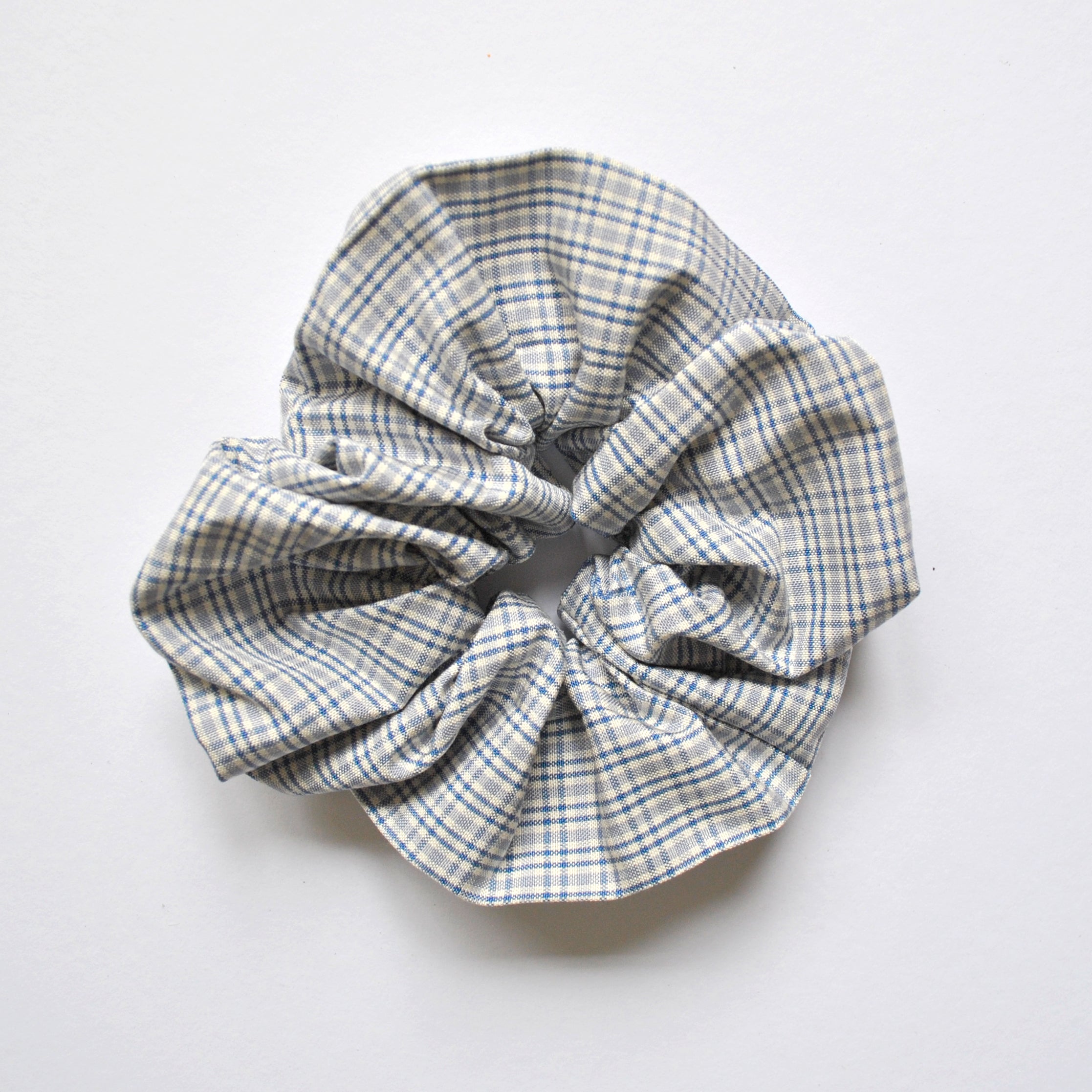 scrunchie 011 – heavy silk check