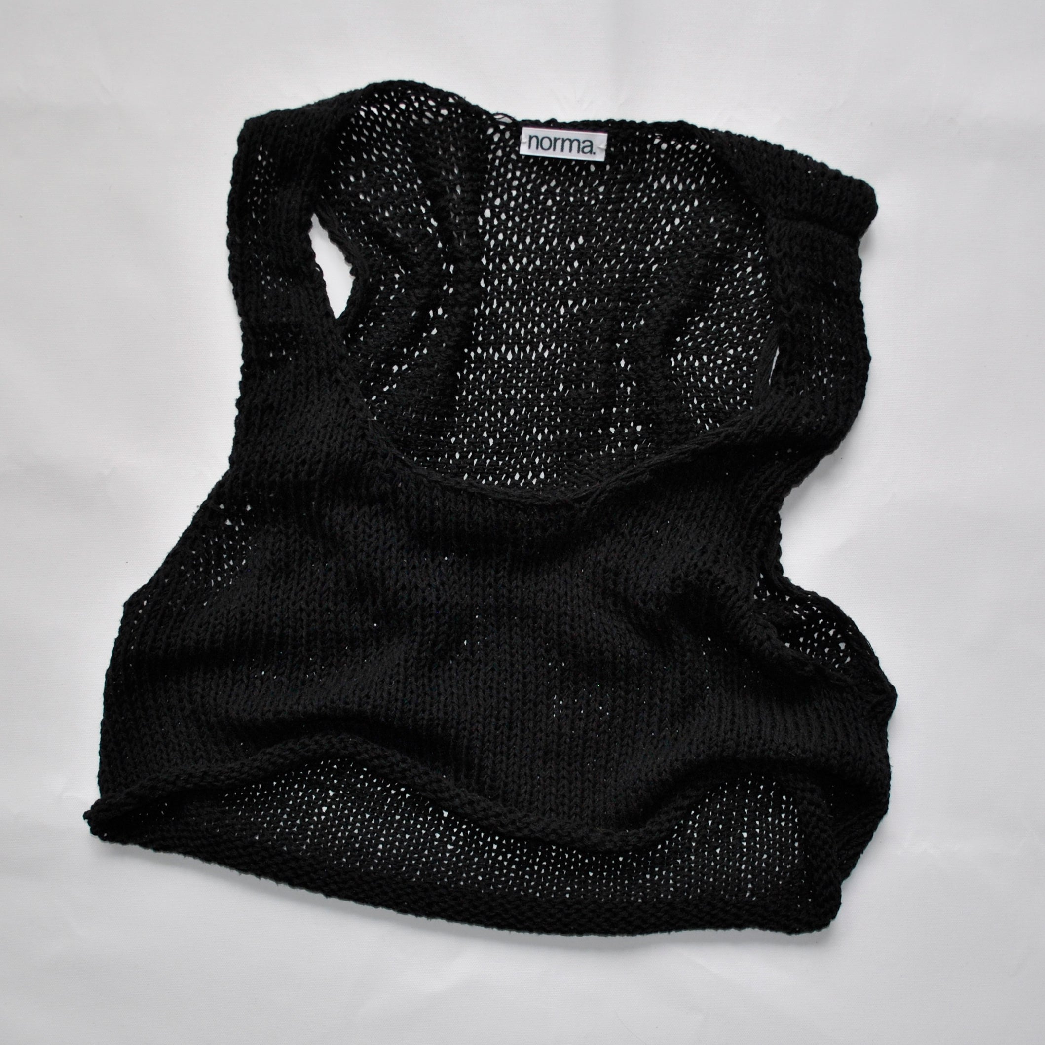 layer top black