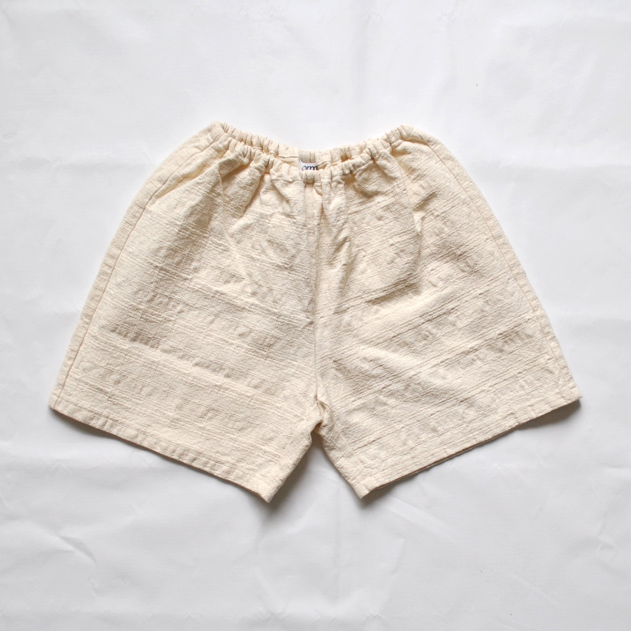 row shorts