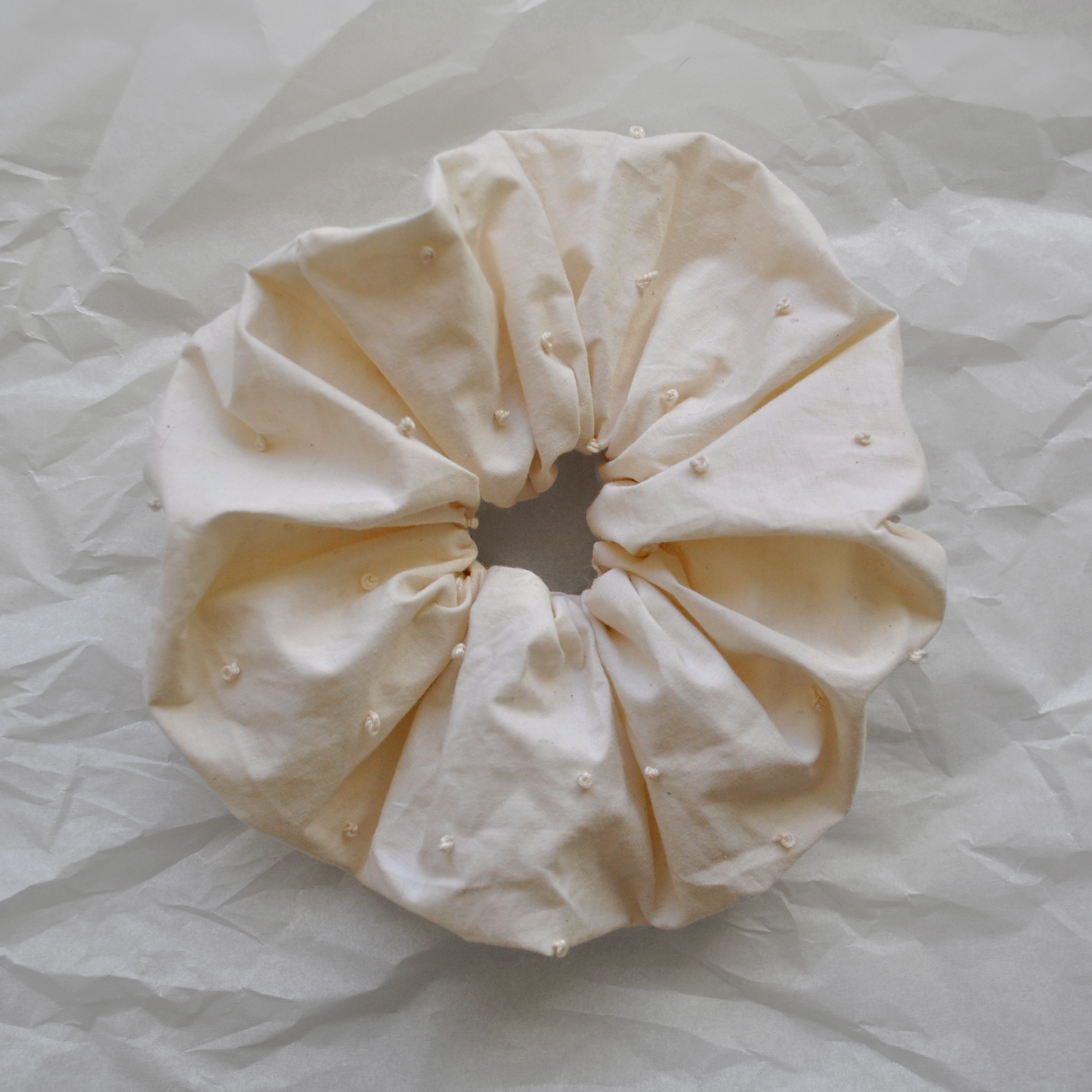 scrunchie 007 – hand embroidered undyed cotton